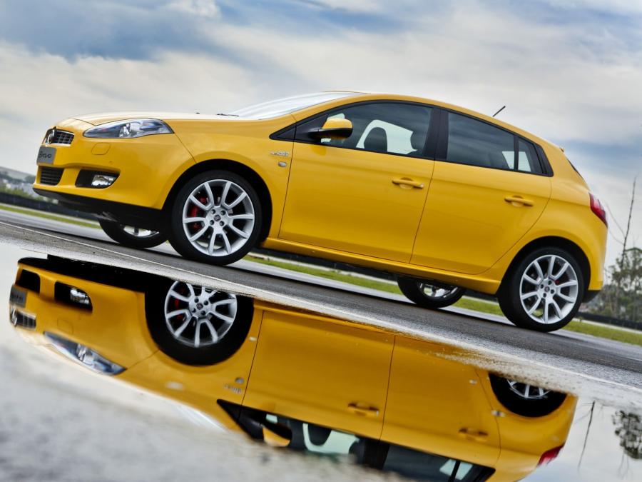  Fiat Bravo T-Jet 2011 года  (BR) (фото 7 из 16)